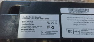 Renogy. Cargador de batería de 30A, con Mppt