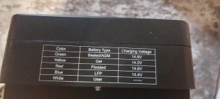Renogy. Cargador de batería de 30A, con Mppt