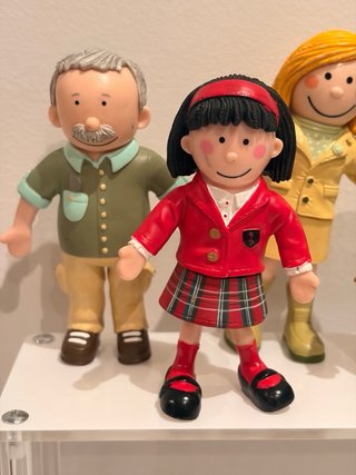 Lote 5 figuras flexibles familia Amanda Troupe