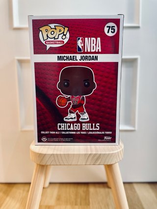 Funko Pop Michael Jordan 75 Chicago Bulls Jumbo