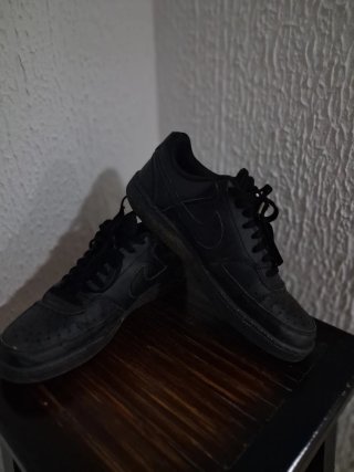 Nike Air Force 1 Negras Talla 42