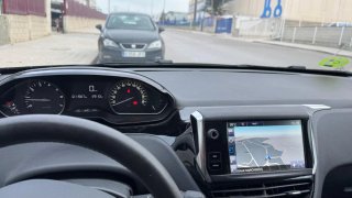 Peugeot 208 2016