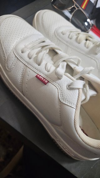 Zapatillas Levis Blancas