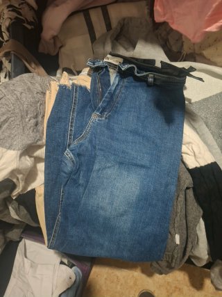 Bufanda a cuadros blanca y negra pantalones chaque