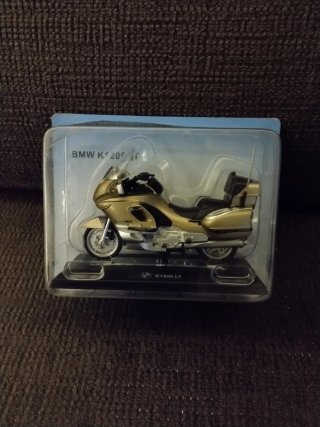 Maqueta Moto BMW K1200LT Dorada y Plateada