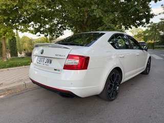 Skoda Octavia RS 230 CV GASOLINA MANUAL 2016