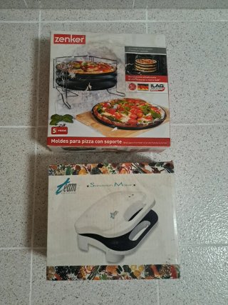 Sandwichera y moldes para hacer pizzas