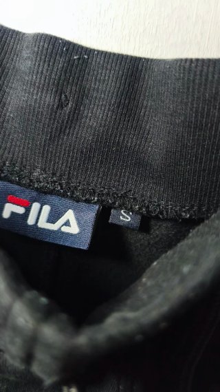 Pantalón chándal Fila negro logo dorado Talla S