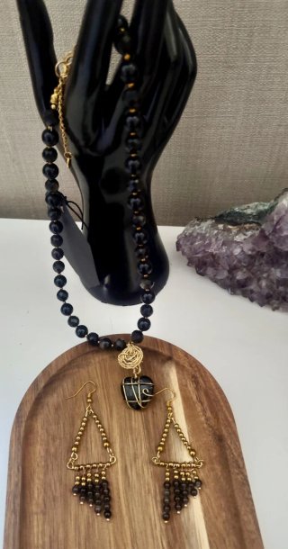Parure collana e orecchini ossidiana nera