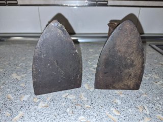Planchas de hierro antiguas (2 unidades)