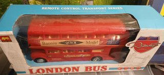 Autobús típico inglés RC Baoniu Quick Model 38