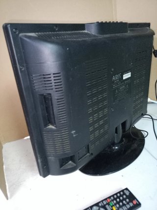 Televisor AIRIS 22 Negro