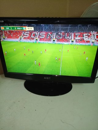 Televisor AIRIS 22 Negro