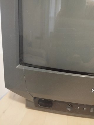 TV Sony Trinitron 14 averiada  con mando