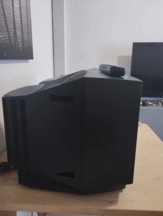 TV Sony Trinitron 14 averiada  con mando