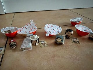 Kinder Joy One Piece - Figuras y Cromos