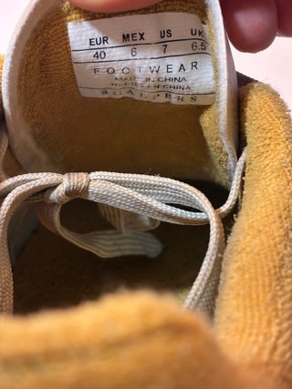 Zapatillas Scalpers Blancas y Grises