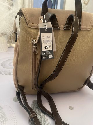 Mochila Piel Paco Martinez Beige. Por que mereces