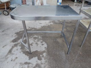 Mesa de acero inoxidable