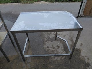 Mesa de acero inoxidable