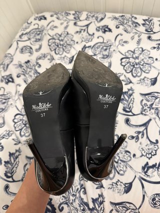 Tacchi neri eleganti