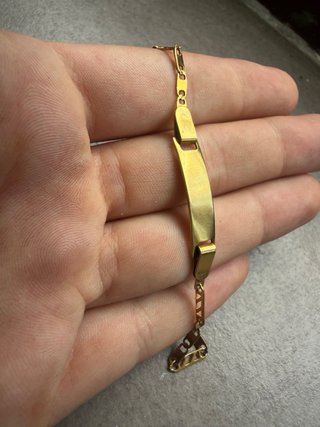Pulsera dorada eslabones