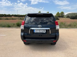 Toyota Land Cruiser VX 7 PLAZAS
