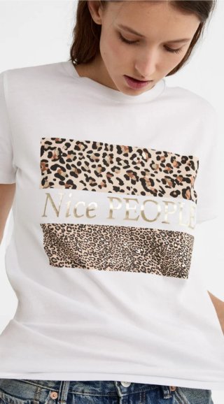 Camiseta Stradivarius, Talla M