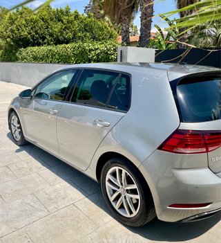 VOLKSWAGEN GOLF TSI