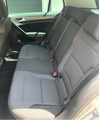 VOLKSWAGEN GOLF TSI