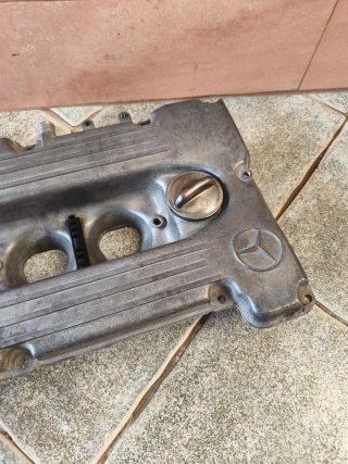 Tapa de balancines Mercedes 114/115 o 123