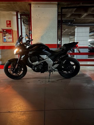 Kawasaki Z750 2010 Negra/Plata