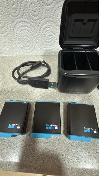 GoPro Hero 9 Black + 3 Baterías + multicargador
