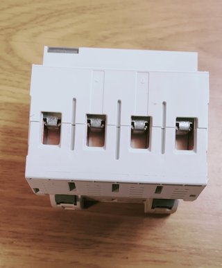 DIFERENCIAL SIEMENS 4 POLOS 400V 30MA