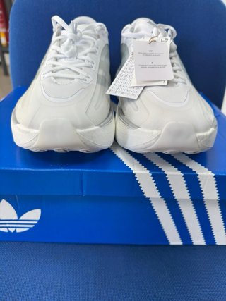 Zapatillas Adidas Hyperboost Blancas y Grises
