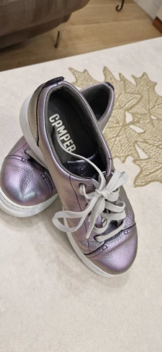 Zapatillas Camper plateadas 39