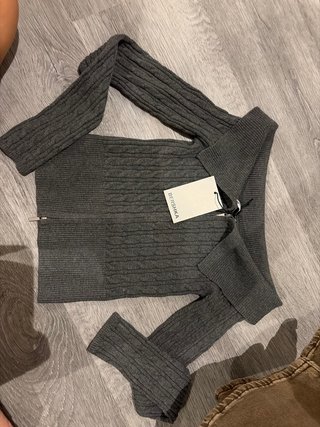 Top Bershka punto gris talla única