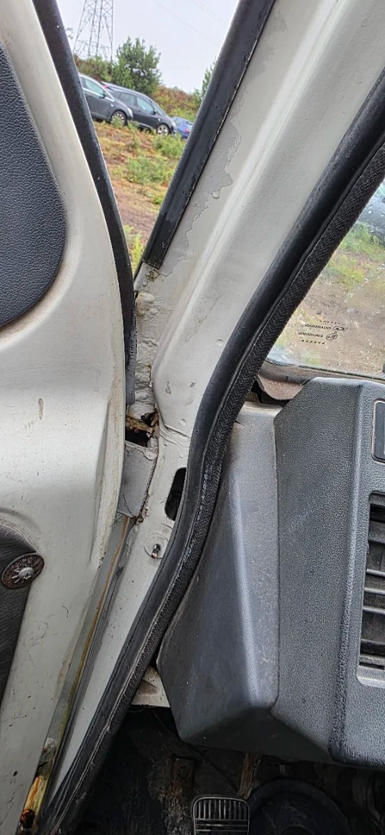 Nissan Trade volquete