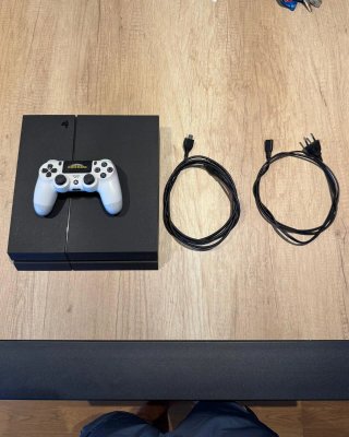 PS4 (PlayStation 4) 500GB Negra + mando+ FIFA 16