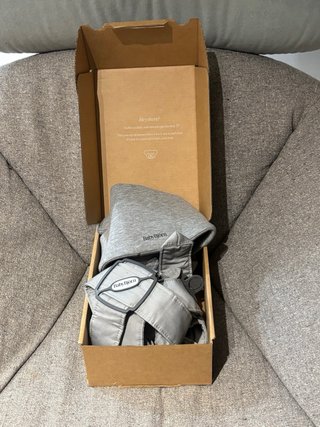 Mochila Portabebés BabyBjörn Mini Gris