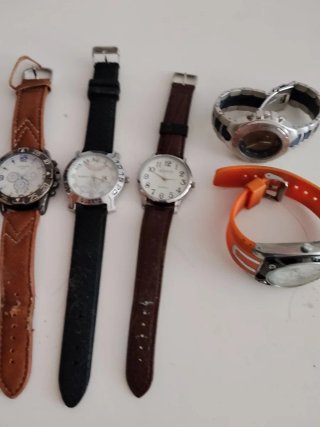 Lote de 7 relojes para piezas