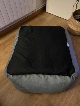 Cama para perro gris/azulado