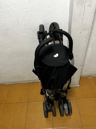 Silla de paseo Joie Brisk LX negra