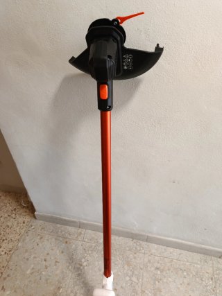 Desbrozadora a batería