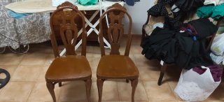 Sillas antiguas de madera