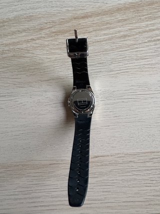 Reloj Tommy Hilfiger Caucho Negro y Plata