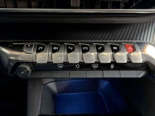 Peugeot 3008 225 e-EAT8 Allure
