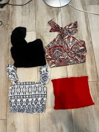 Lote 4 tops mujer. Talla S