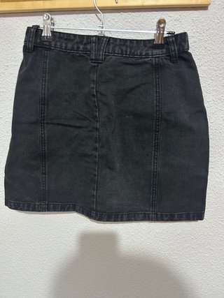 Minifalda Stradivarius Negra Botones talla S