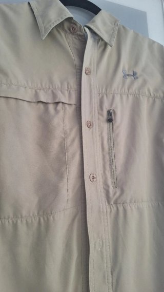 Camisa Under Armour Beige Manga Corta